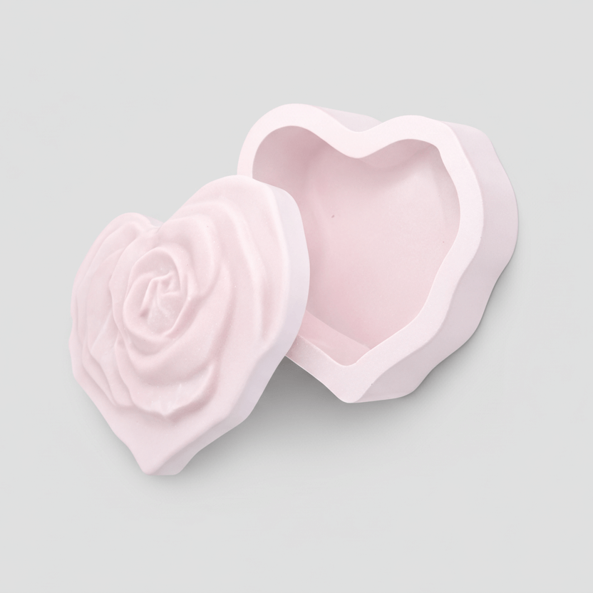 contenitore decorativo in resina rosa con forma di cuore